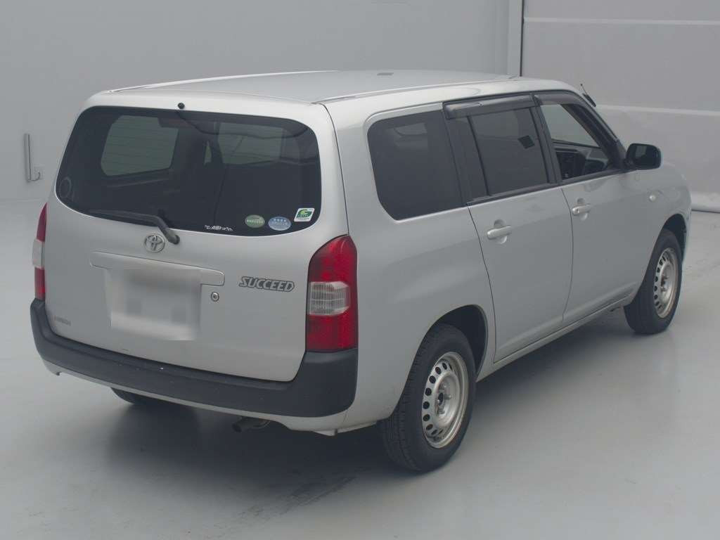 2016 Toyota Succeed NCP165V[1]