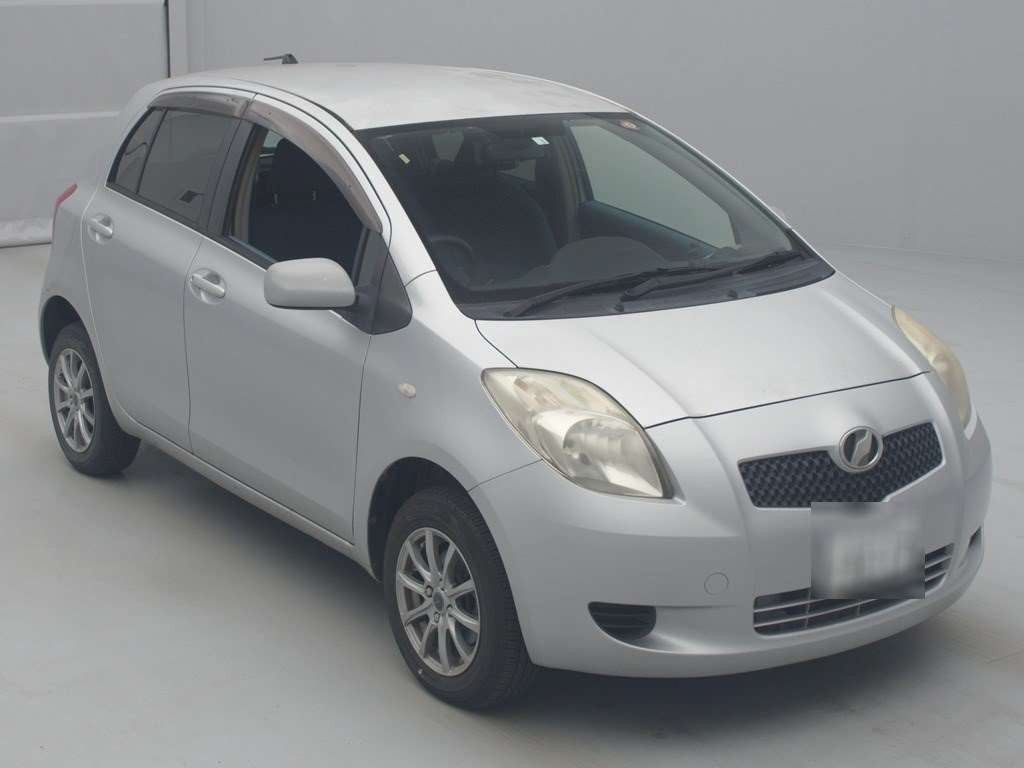 2006 Toyota Vitz NCP95[2]