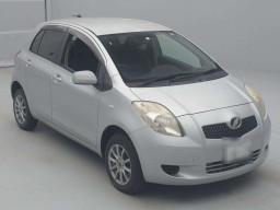 2006 Toyota Vitz