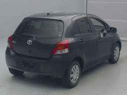 2010 Toyota Vitz