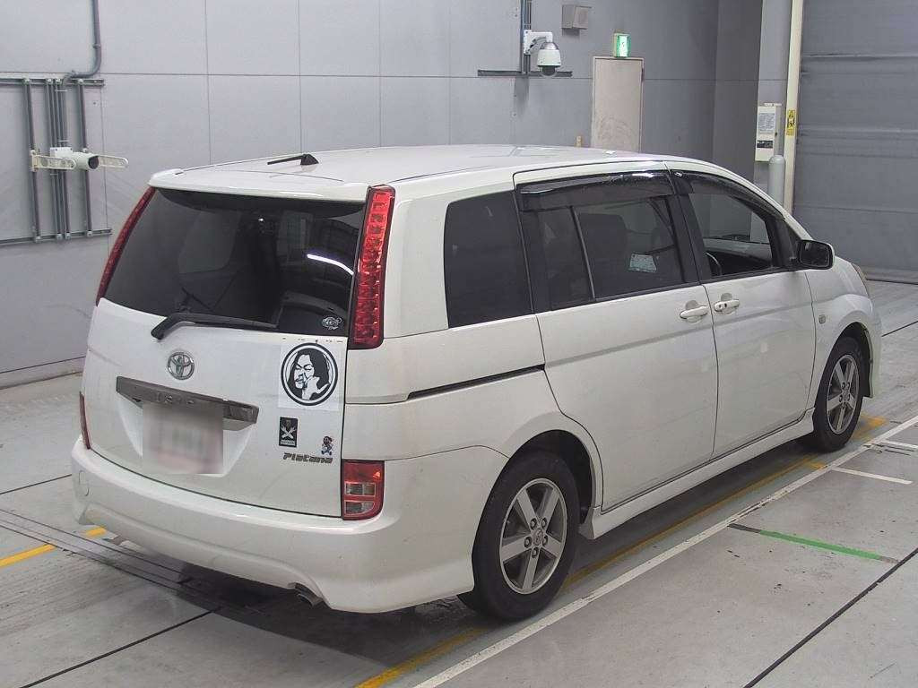 2007 Toyota Isis ZNM10W[1]