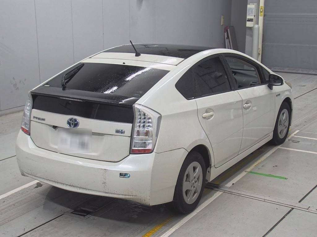 2009 Toyota Prius ZVW30[1]