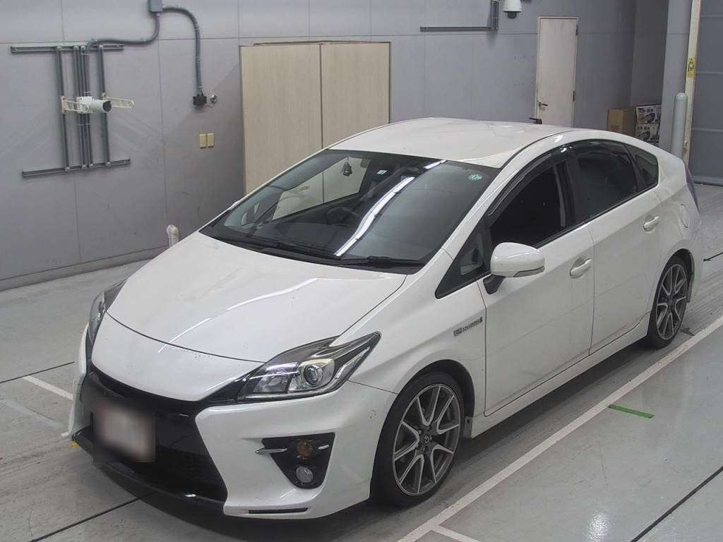 2014 Toyota Prius ZVW30[0]