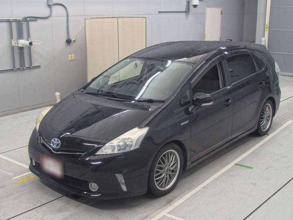 2012 Toyota Prius alpha ZVW41W[0]