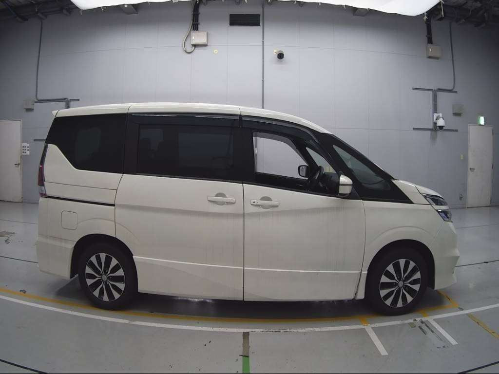 2018 Nissan Serena GFC27[2]