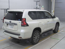 2019 Toyota Land Cruiser Prado