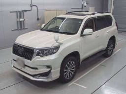 2019 Toyota Land Cruiser Prado