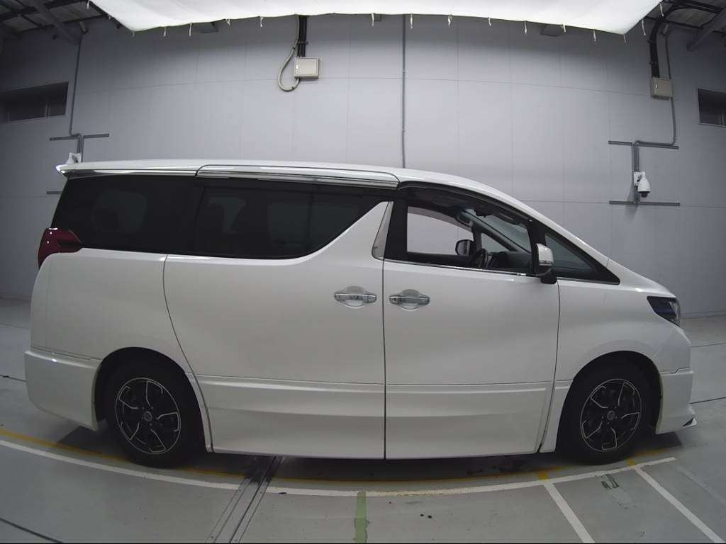 2018 Toyota Alphard AGH30W[2]