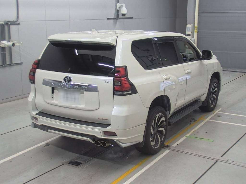 2021 Toyota Land Cruiser Prado TRJ150W[1]