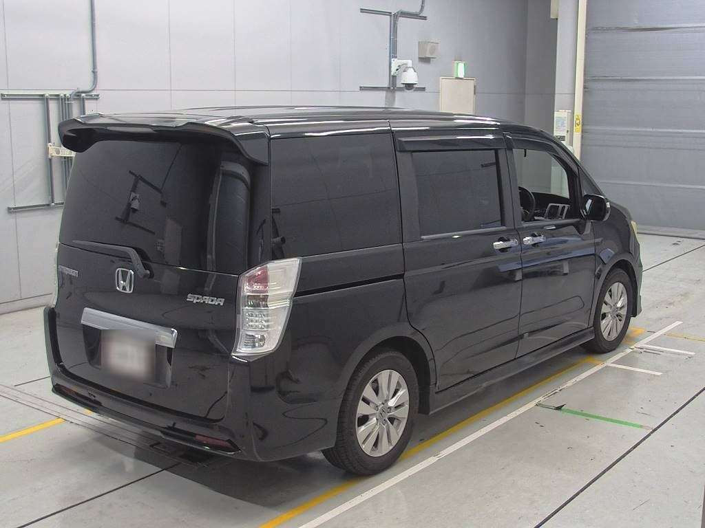 2011 Honda Step WGN Spada RK5[1]