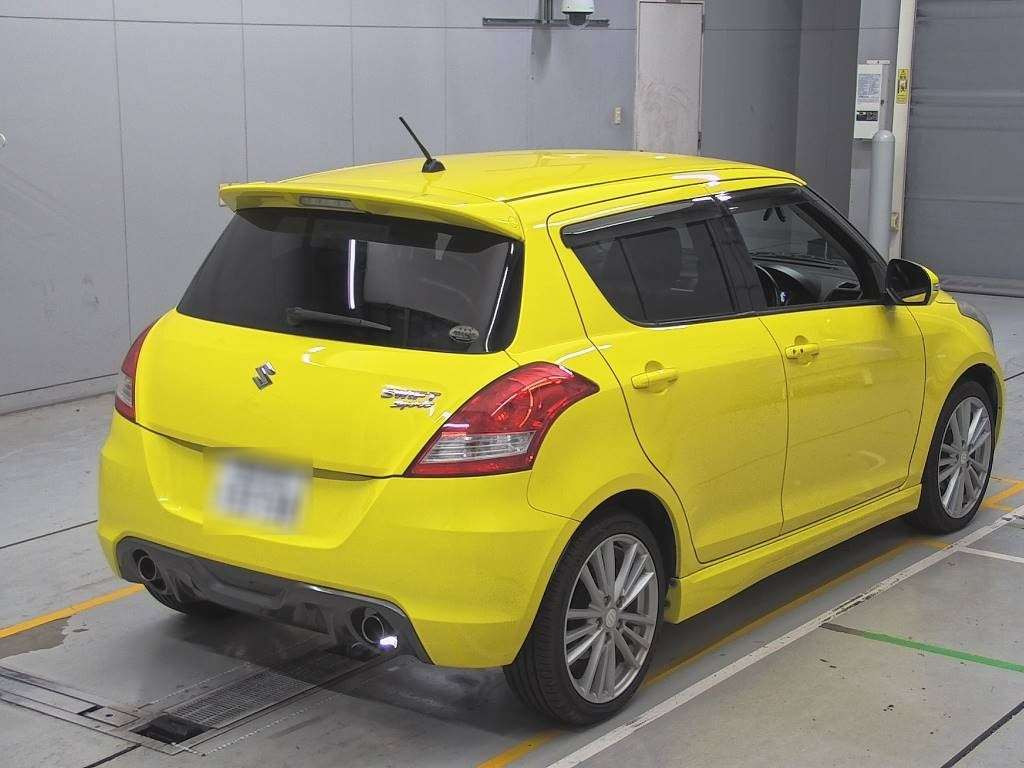 2012 Suzuki Swift ZC32S[1]