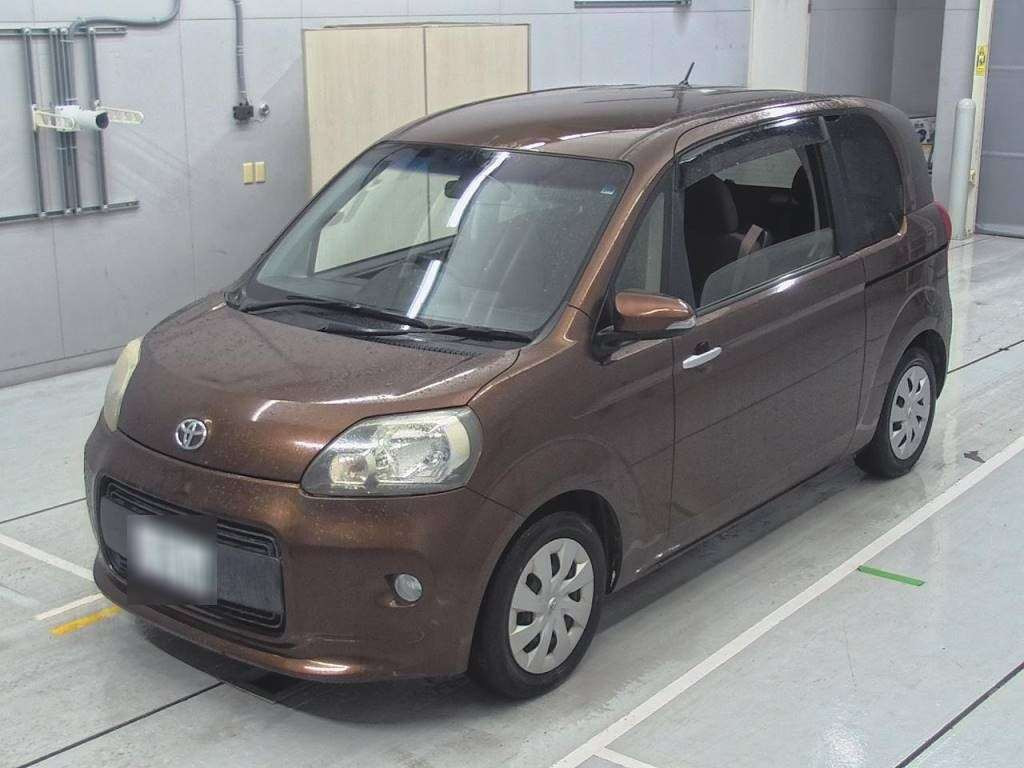 2013 Toyota Porte NCP141[0]