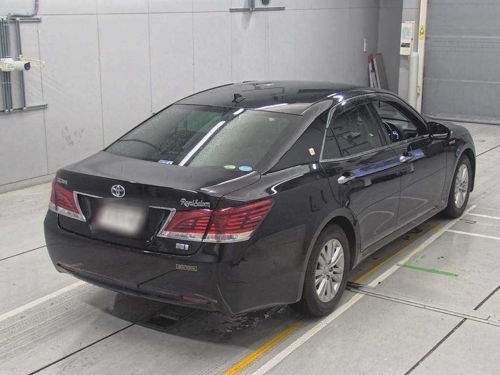 2014 Toyota Crown Hybrid AWS210[1]