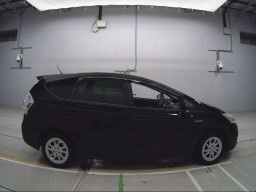 2011 Toyota Prius alpha