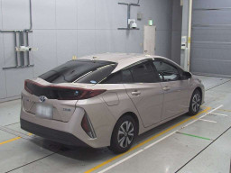 2017 Toyota Prius PHV