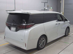 2023 Toyota Alphard Hybrid