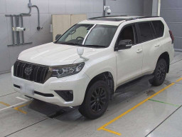 2022 Toyota Land Cruiser Prado