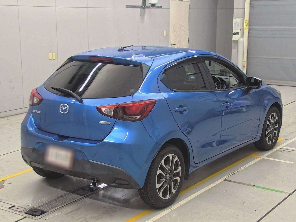 2015 Mazda Demio DJ5FS[1]