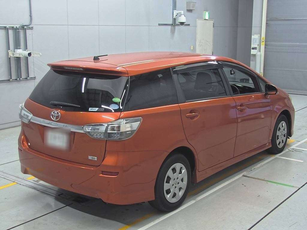 2013 Toyota Wish ZGE20G[1]