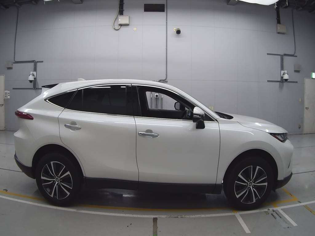 2022 Toyota Harrier MXUA80[2]