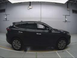 2021 Toyota Harrier Hybrid