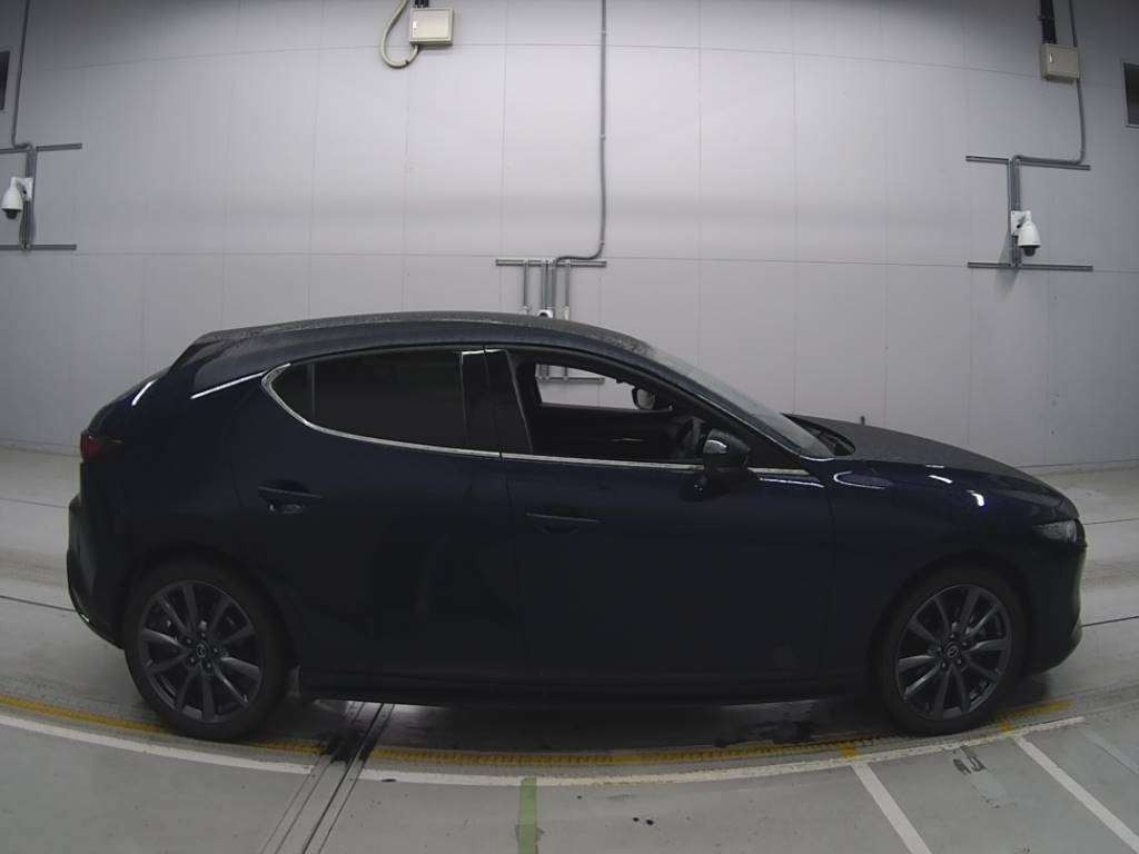 2019 Mazda Mazda3 Fastback BP8P[2]