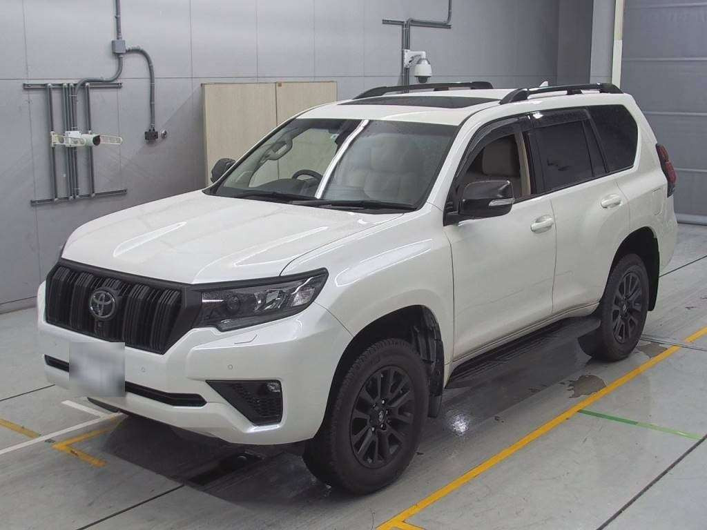 2022 Toyota Land Cruiser Prado TRJ150W[0]