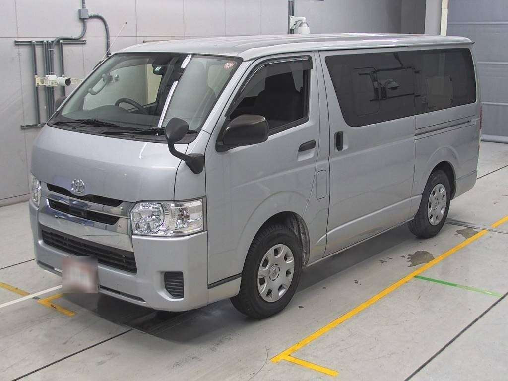 2018 Toyota Hiace Van TRH200V[0]