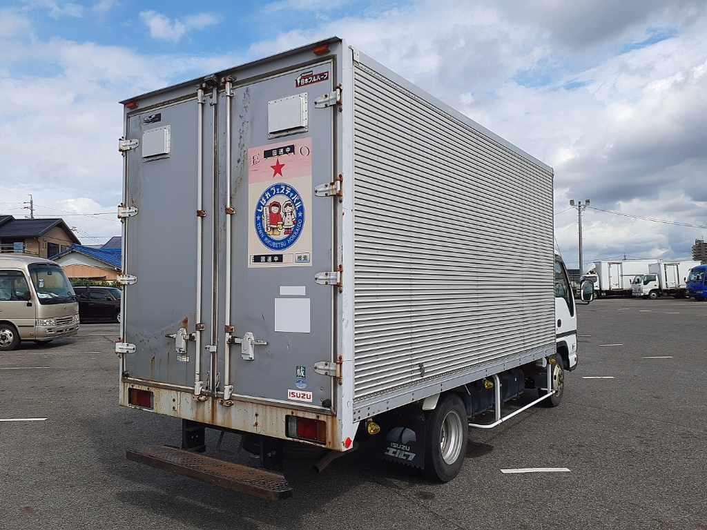 2004 Isuzu Elf Truck NPR81AN[1]