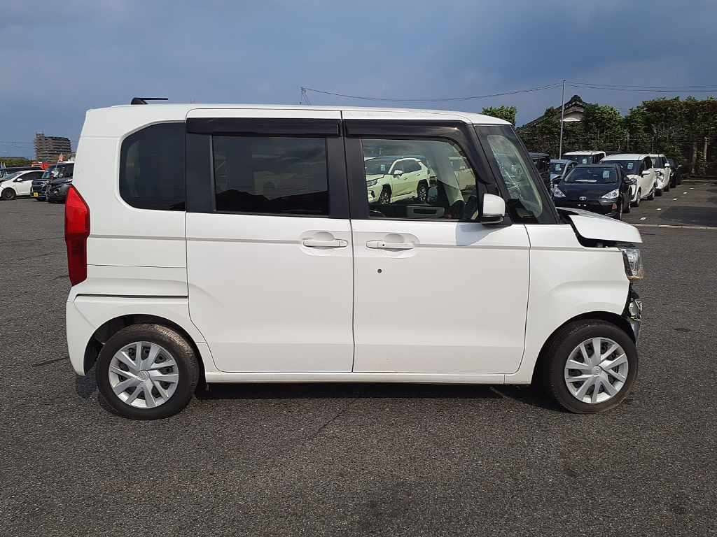 2019 Honda N-BOX JF3[2]