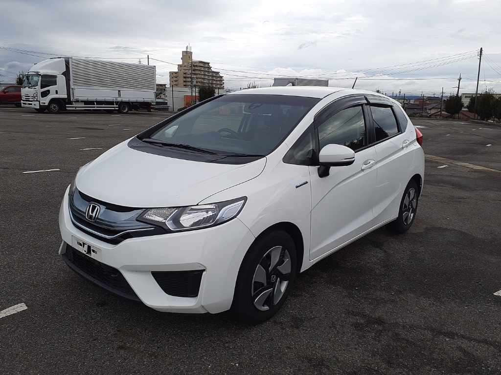 2015 Honda Fit Hybrid GP5[0]