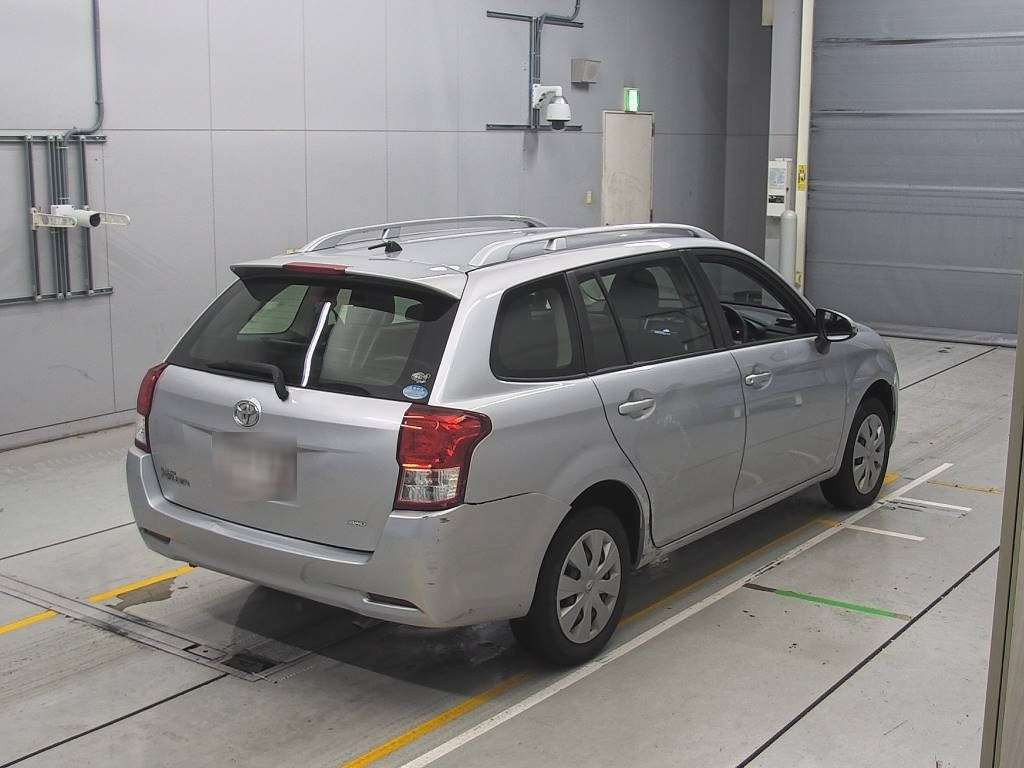 2014 Toyota Corolla Fielder NZE164G[1]