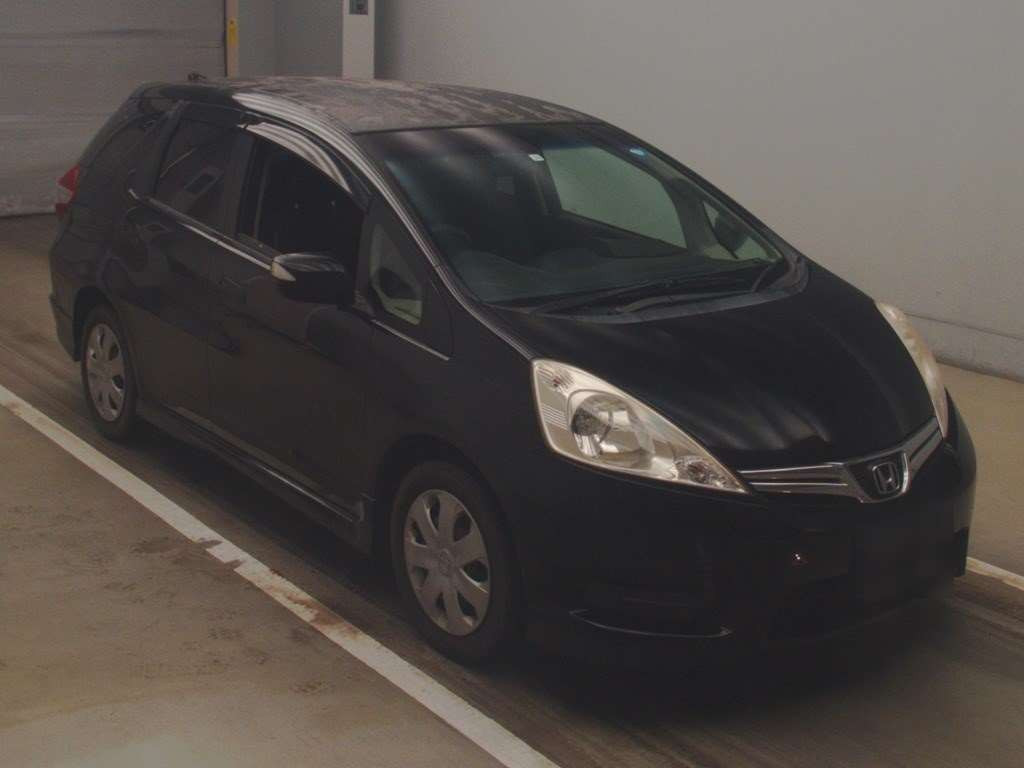 2011 Honda Fit Shuttle GG7[2]