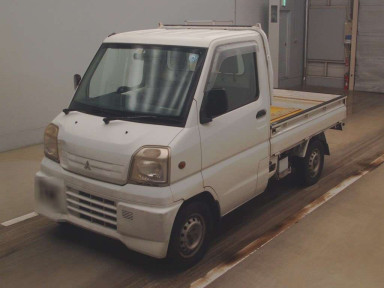 2000 Mitsubishi Minicab Truck