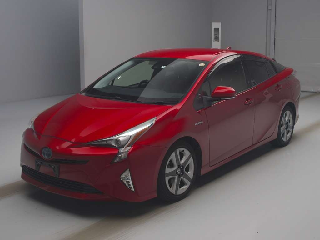 2016 Toyota Prius ZVW50[0]