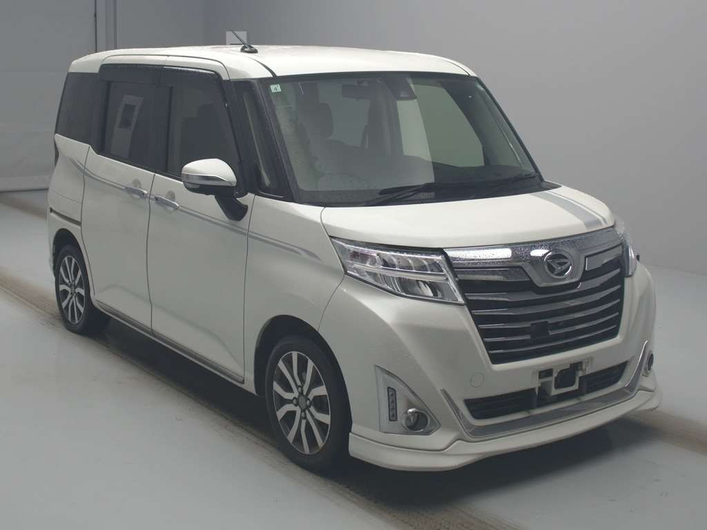 2017 Daihatsu Thor M900S[2]