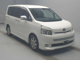 2008 Toyota Voxy