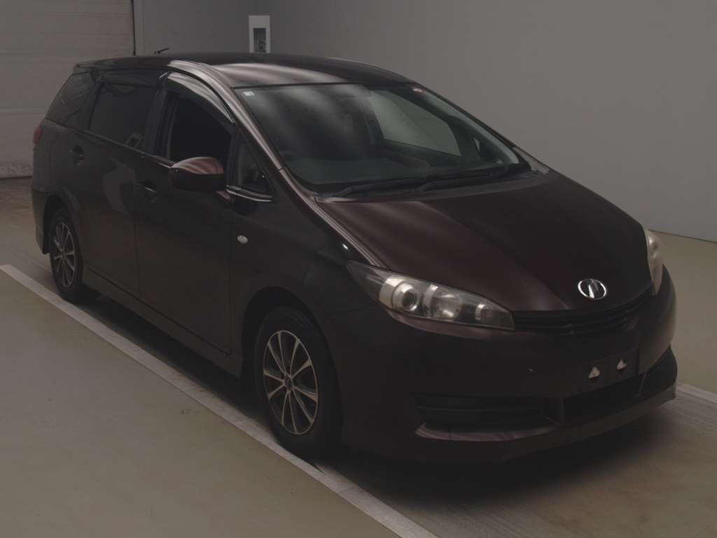 2010 Toyota Wish ZGE20G[2]