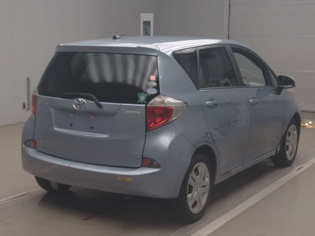 2011 Toyota Ractis NSP120[1]