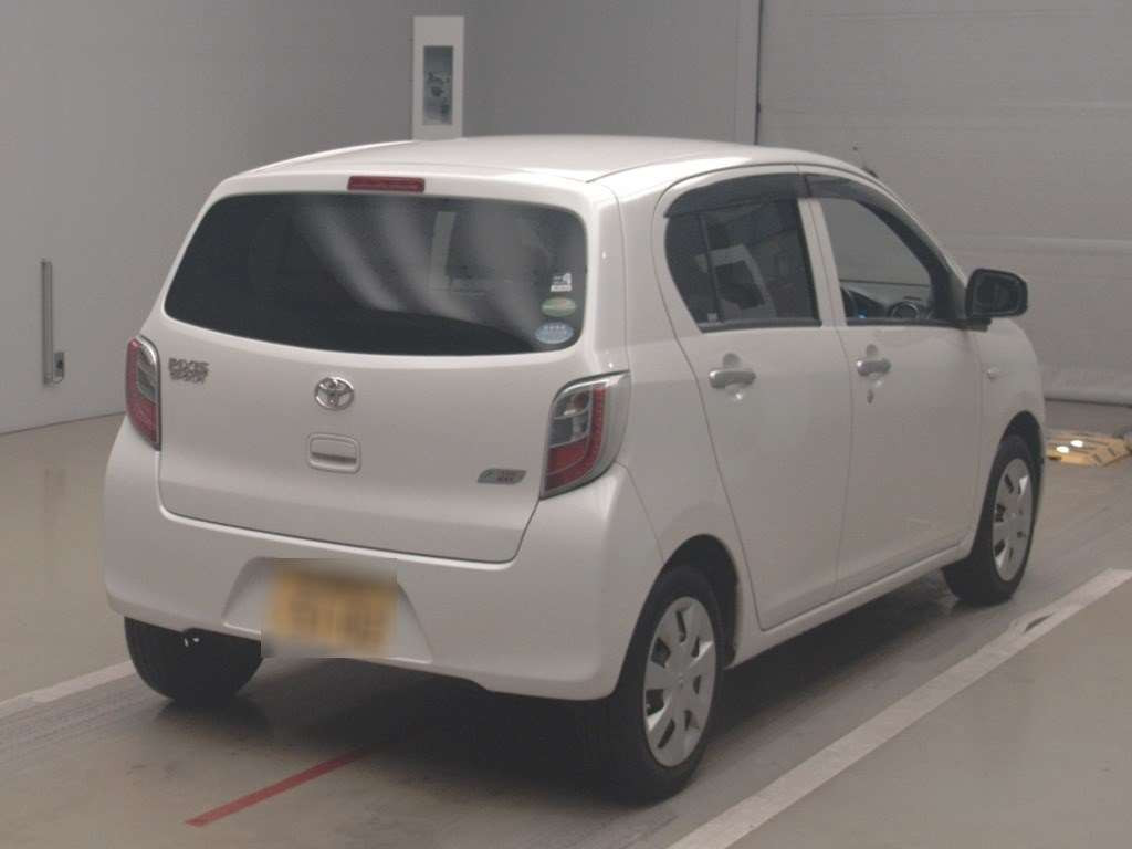 2012 Toyota Pixis Epoch LA300A[1]