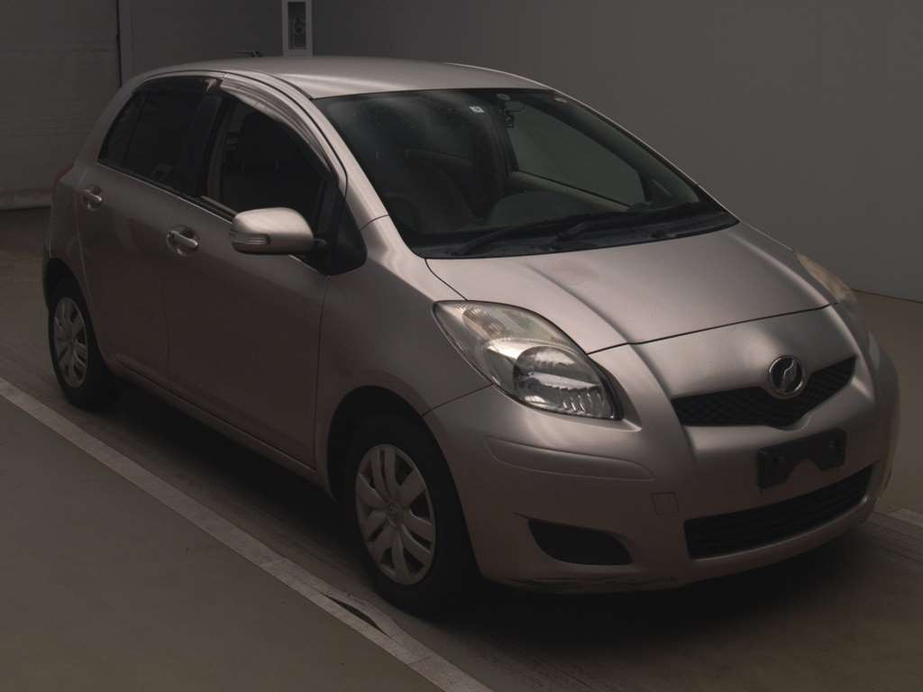 2009 Toyota Vitz KSP90[2]