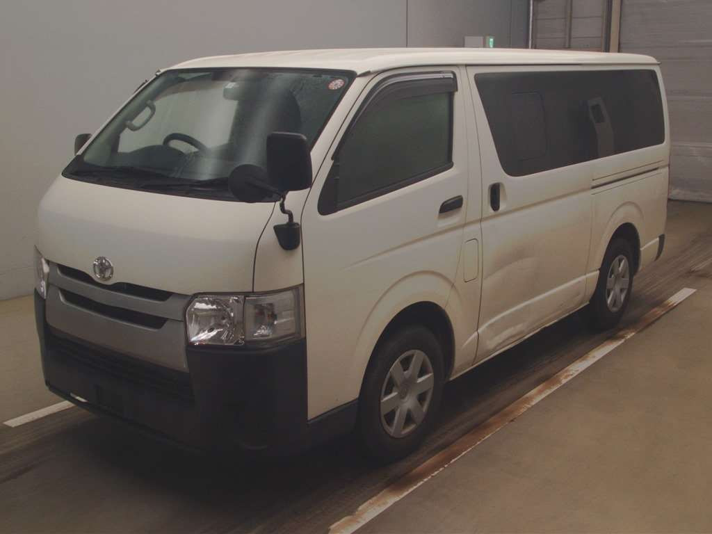 2017 Toyota Regiusace Van TRH200V[0]