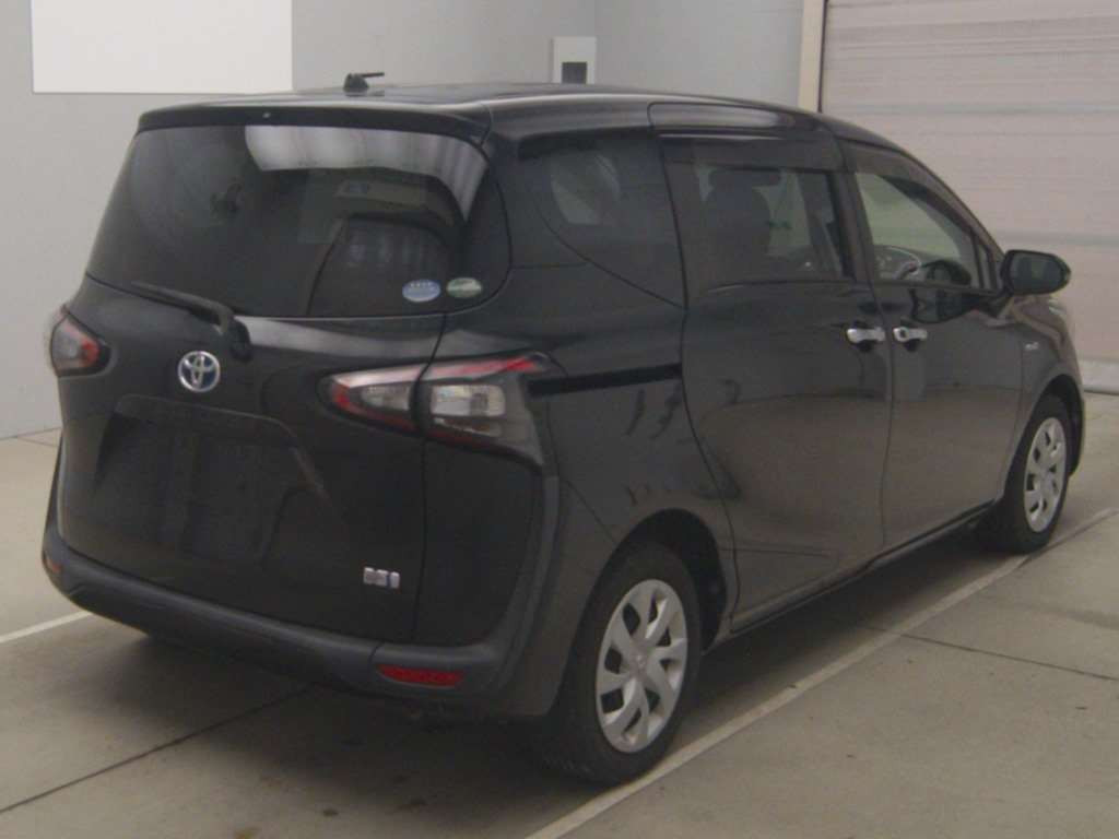 2015 Toyota Sienta NHP170G[1]