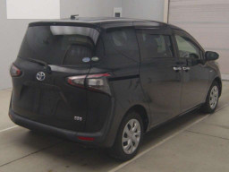 2015 Toyota Sienta