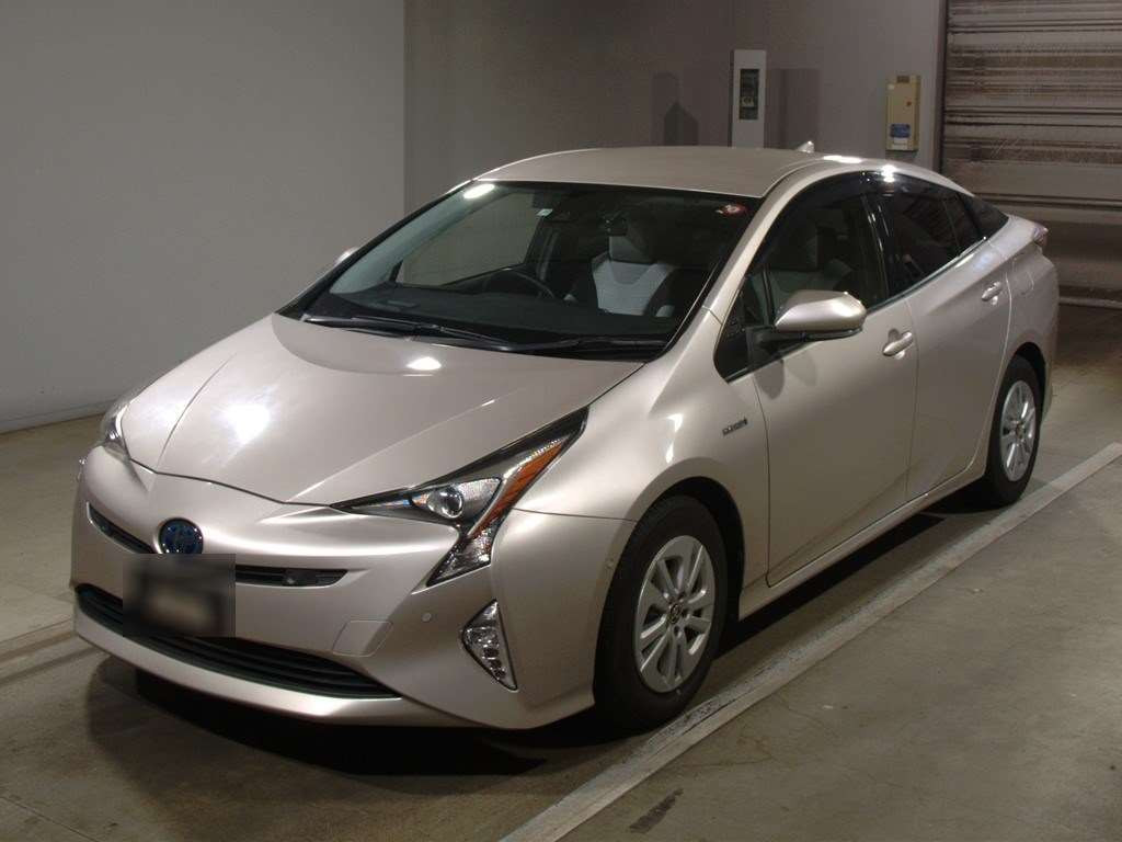 2017 Toyota Prius ZVW50[0]