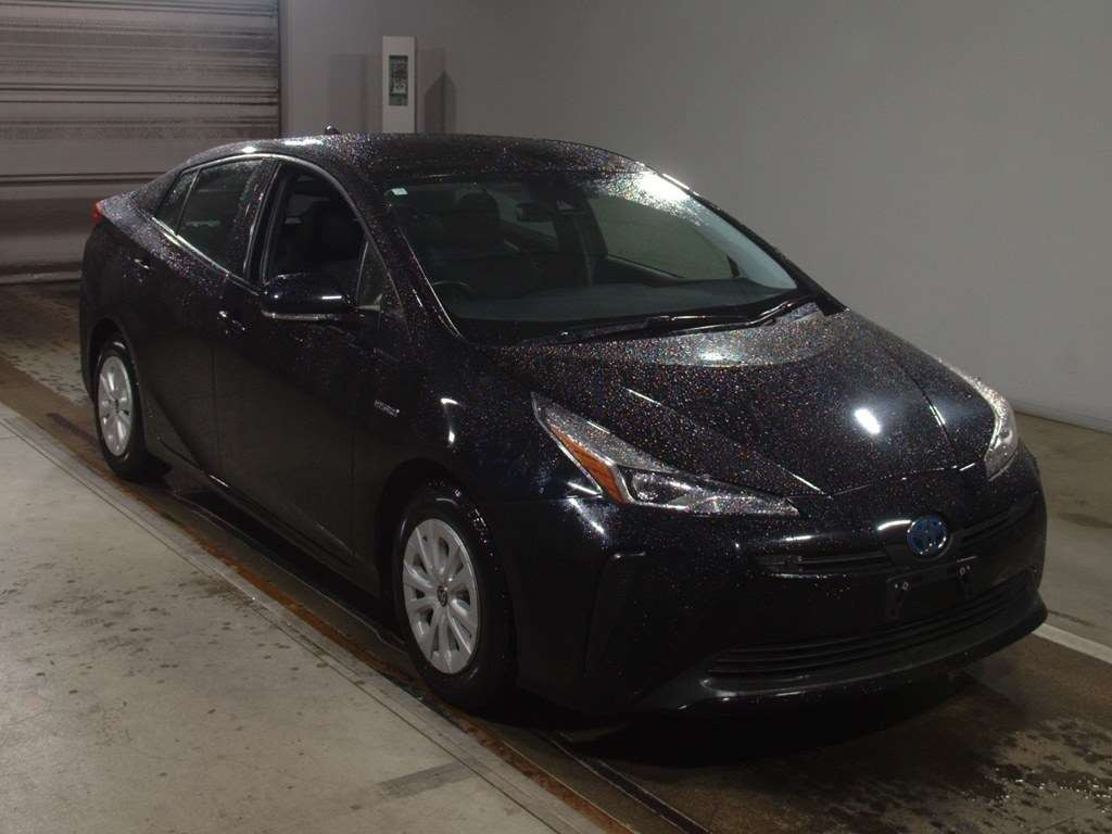 2019 Toyota Prius ZVW51[2]