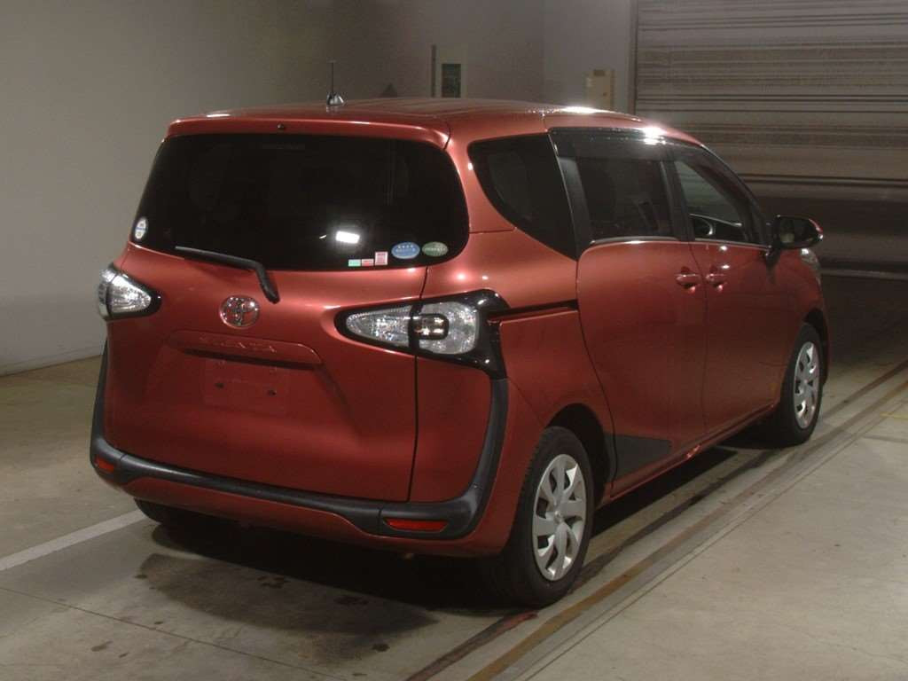 2016 Toyota Sienta NSP170G[1]