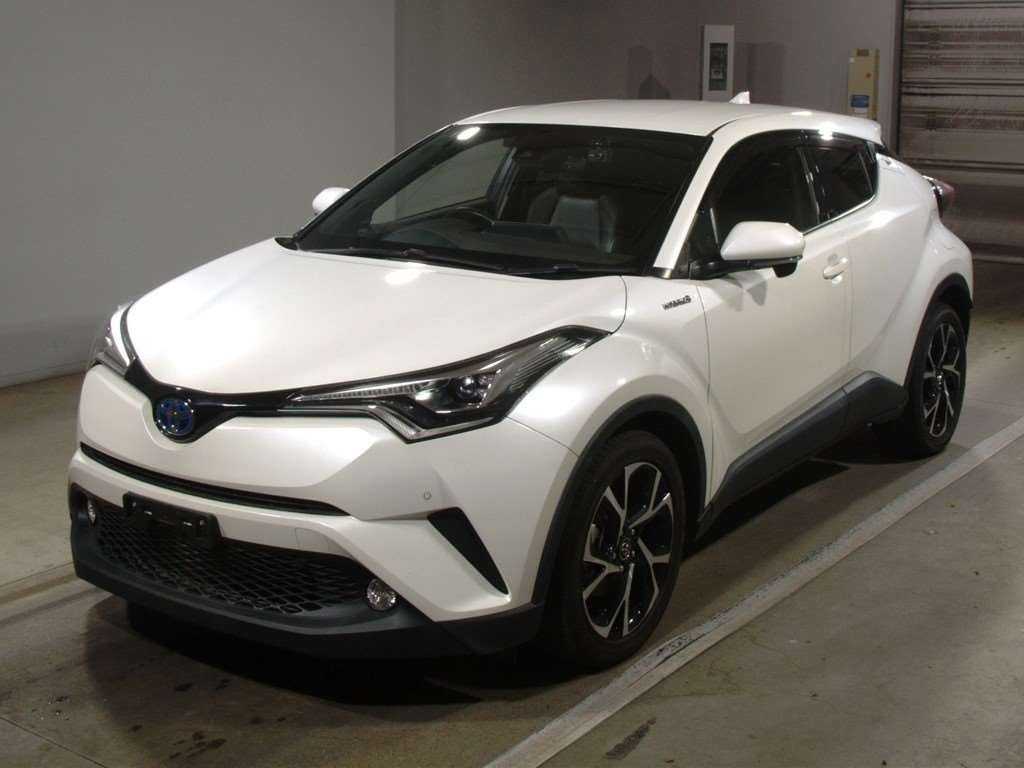 2017 Toyota C-HR ZYX10[0]