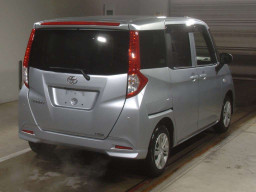 2022 Toyota Roomy