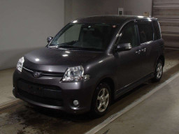 2011 Toyota Sienta